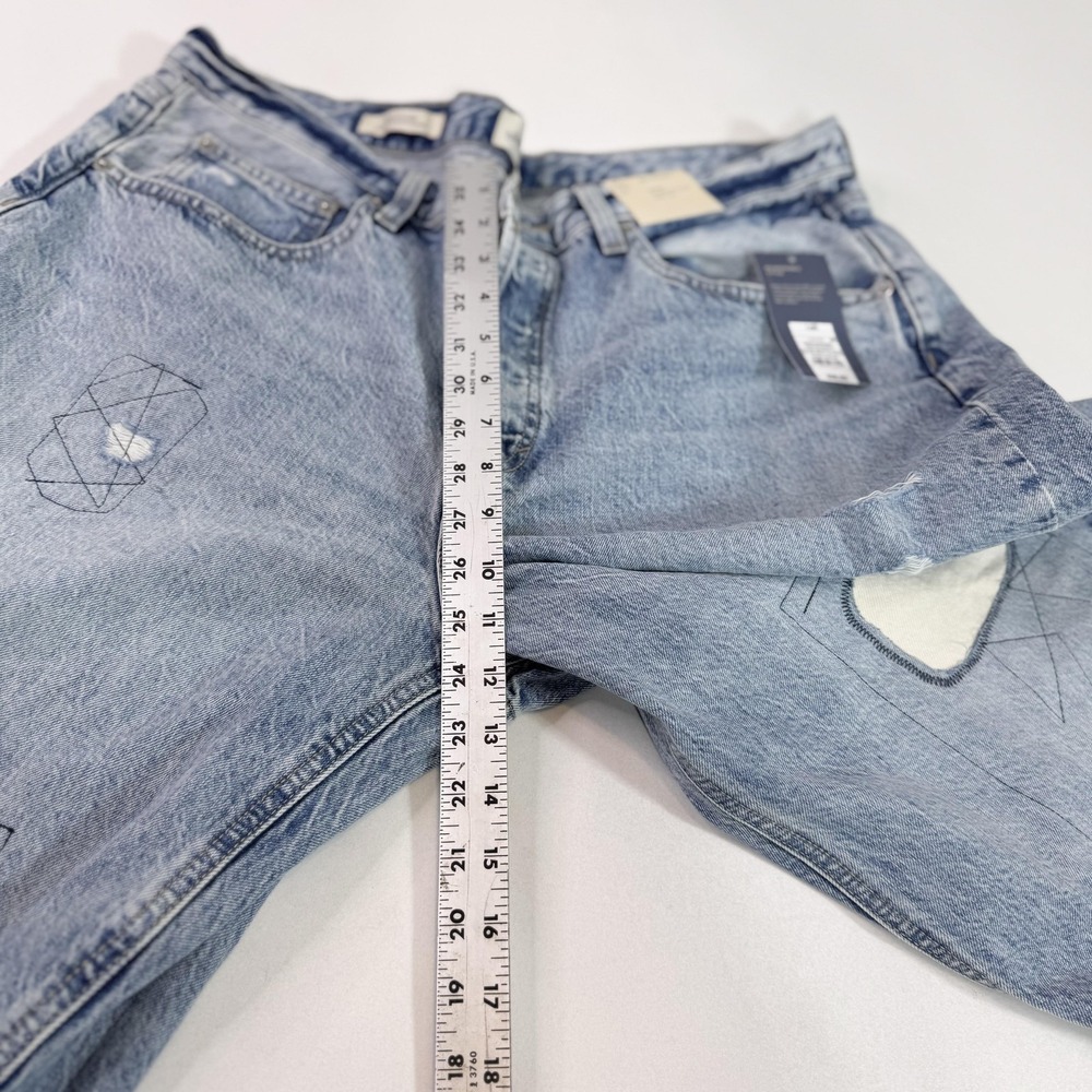 Universal Thread Jeans Womens 14 Blue High Rise Straight Distressed Light Wash - Picture 3 of 11